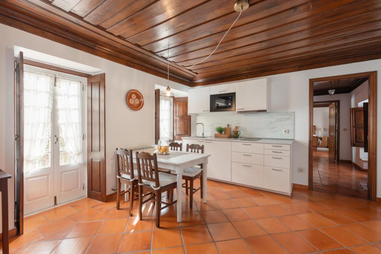 Gasthaus Casa Da Avo Genoveva Tomar Exterior foto