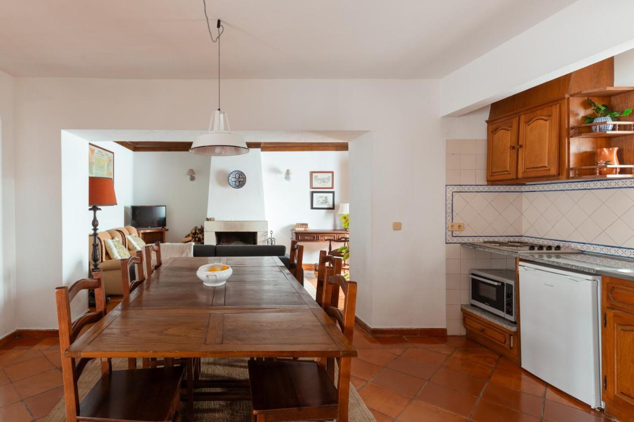 Gasthaus Casa Da Avo Genoveva Tomar Exterior foto