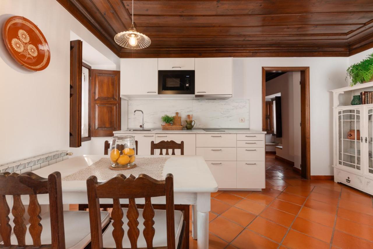 Gasthaus Casa Da Avo Genoveva Tomar Exterior foto